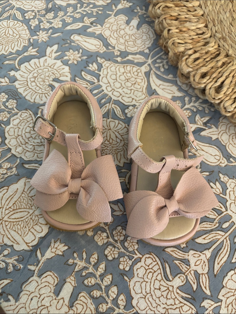 Girls Pink Bow Sandals - Kids Dress Sandals